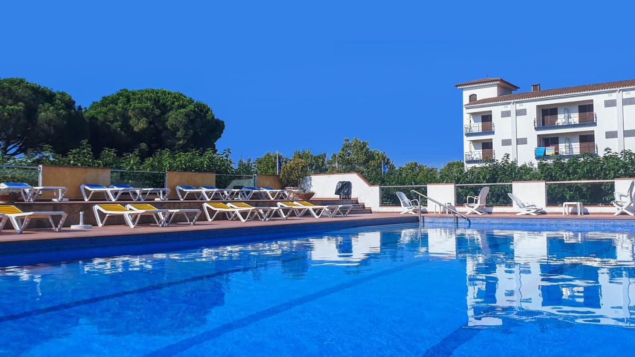 Hotel La Masia ลาเอสตาร์ติต ภายนอก รูปภาพ