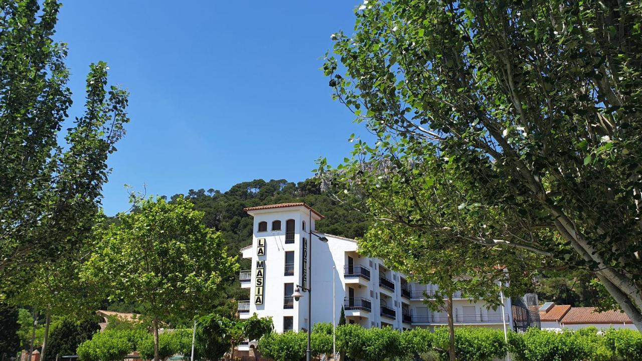 Hotel La Masia ลาเอสตาร์ติต ภายนอก รูปภาพ